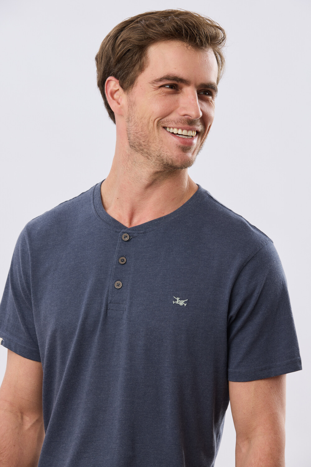 REMERA LISA DE ALGODÓN Denim