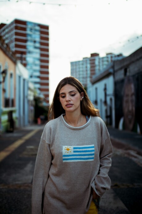 Sweater Flag Uruguay Beige