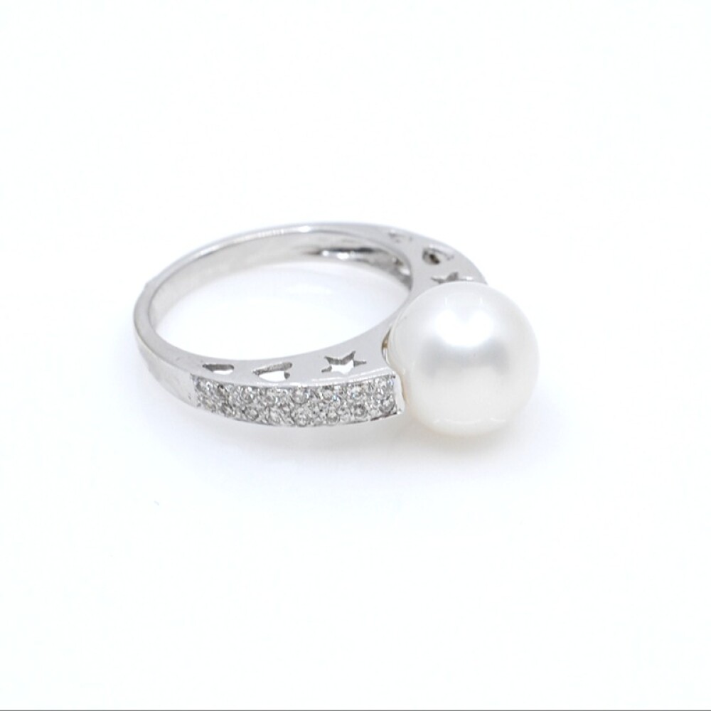 Anillo oro 18k blanco,brillantes y perla de cultivo 9,5mm Anillo oro 18k blanco,brillantes y perla de cultivo 9,5mm