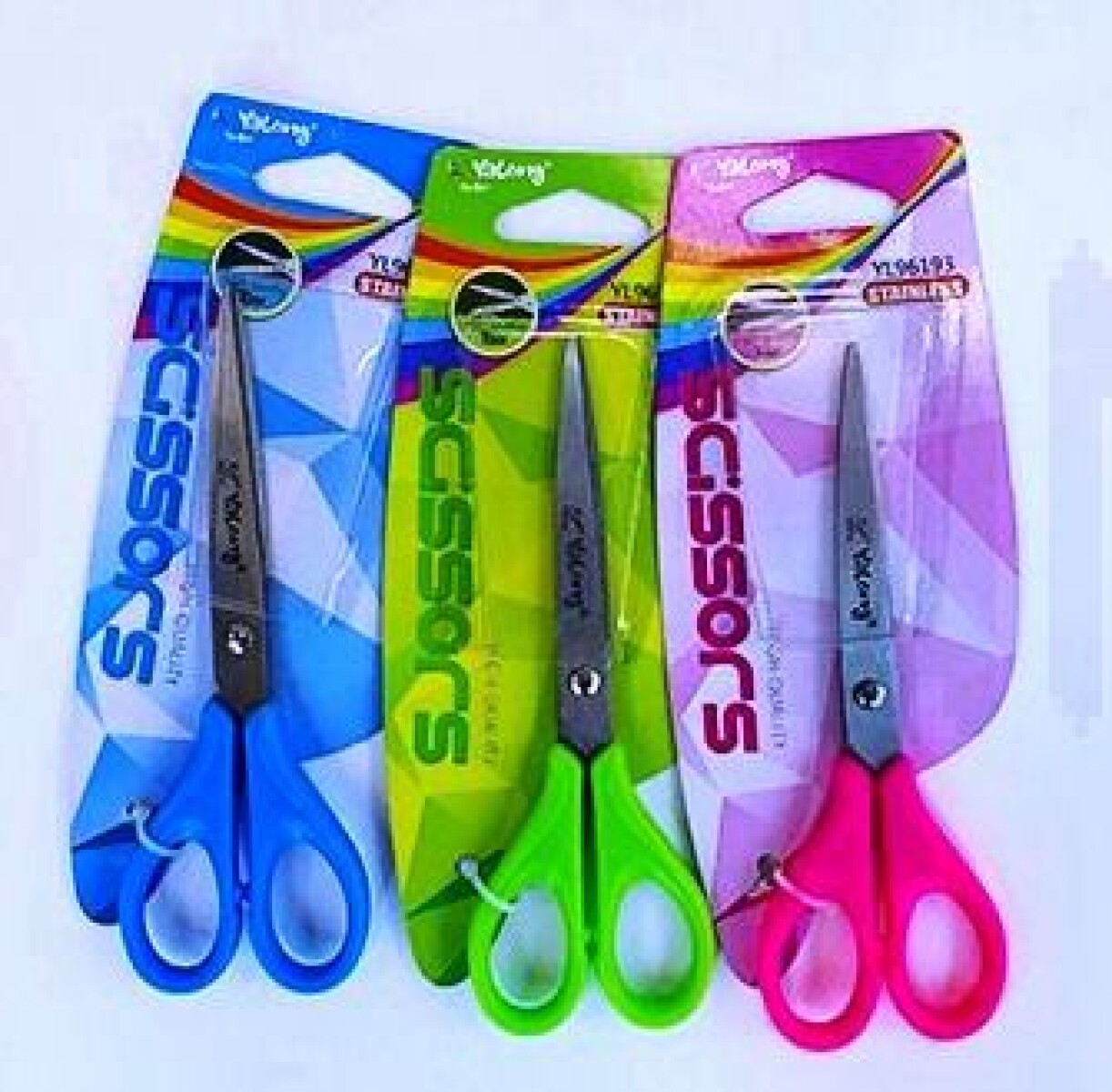 TIJERA ESCOLAR 15CM COLORES SURTIDOS 