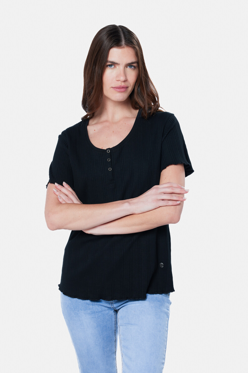 REMERA RIB CON BOTONES Negro