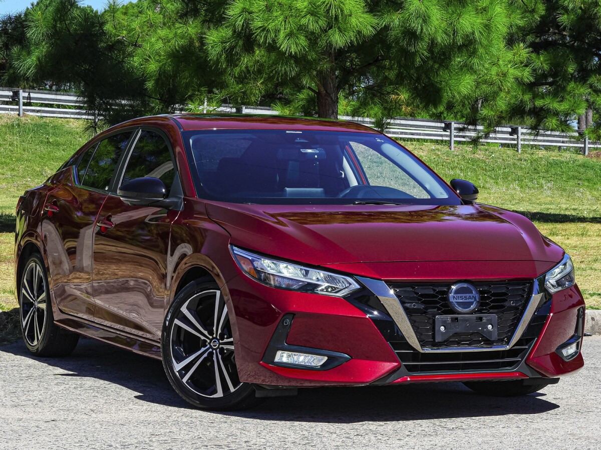 Nissan Sentra SR B18 2.0 CVT| Permuta / Financia Nissan Sentra SR B18 2.0 CVT| Permuta / Financia