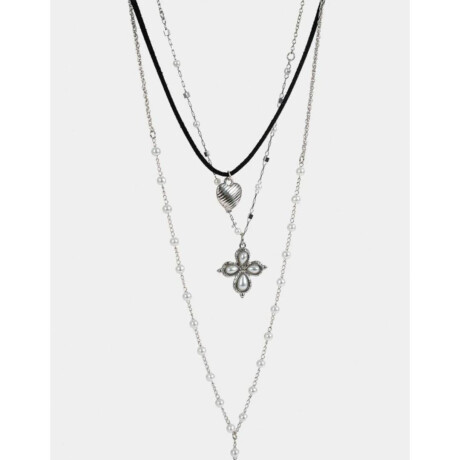 Collar Largo Con Cruz Plateado