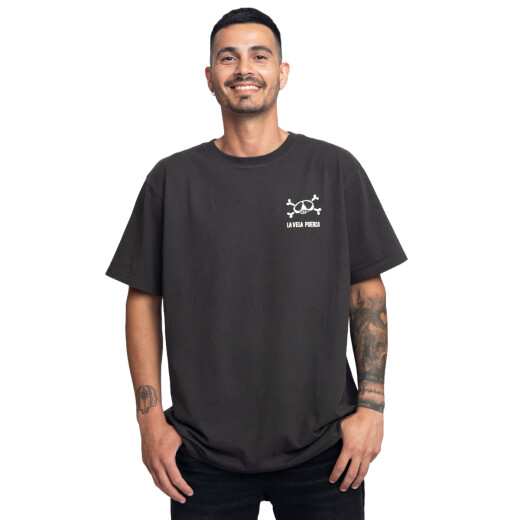 Remera La isla x La Vela - Calavera Remera La isla x La Vela - Calavera