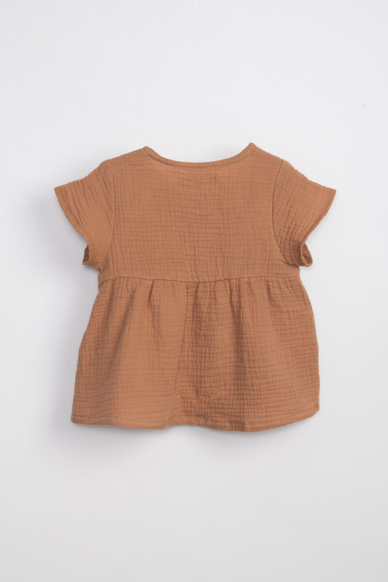 Blusa manga corta con cortes Marrón