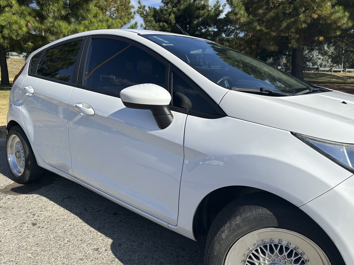 Ford Fiesta 2018 EXCELENTE ESTADO! | Permuta / Financia Ford Fiesta 2018 EXCELENTE ESTADO! | Permuta / Financia