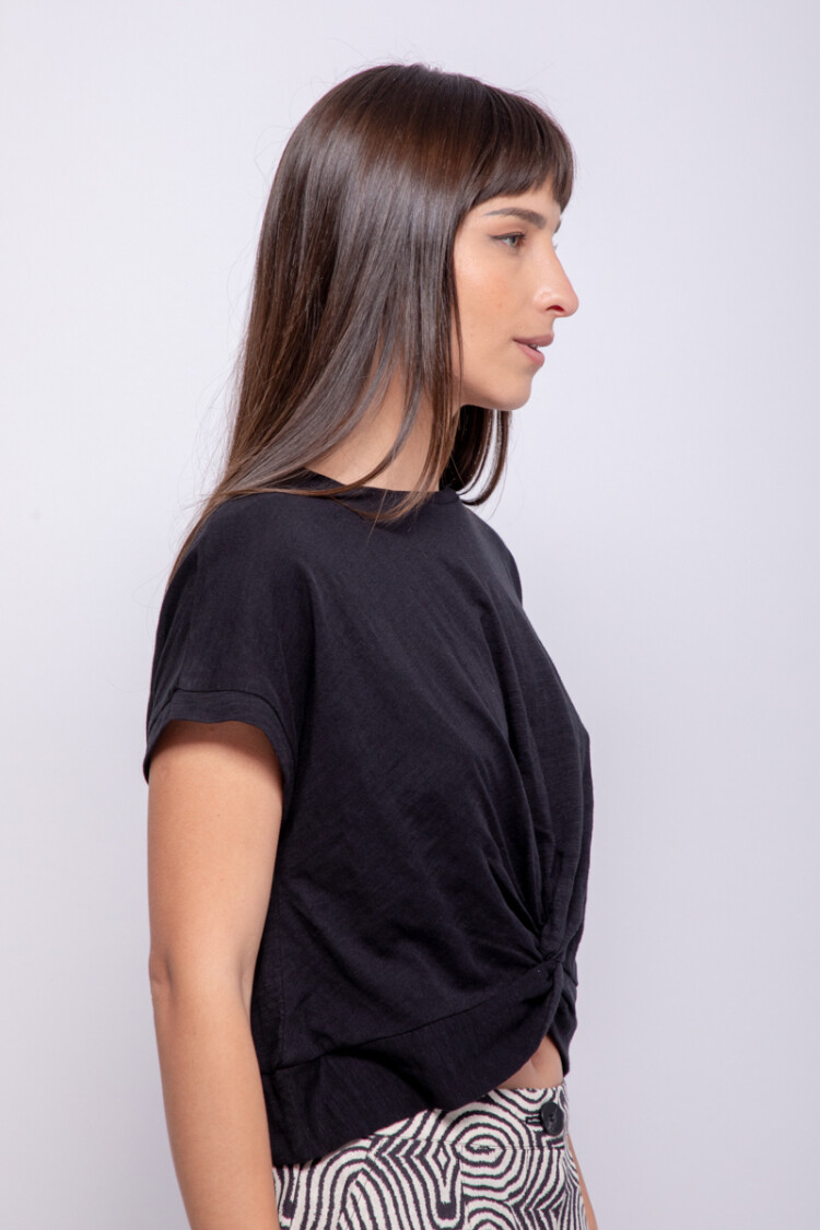 REMERA ALEXIA Negro