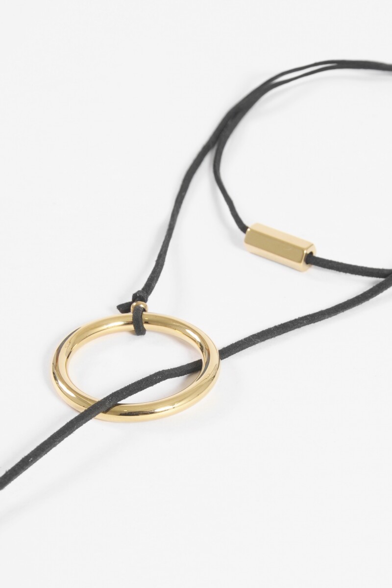 Collar cordón aro acero dorado