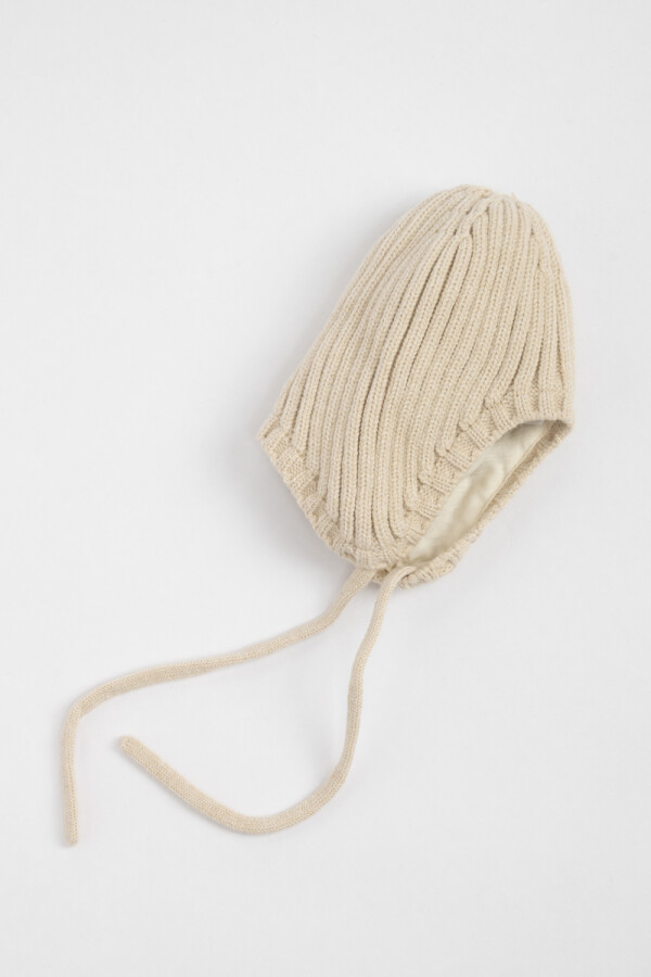 Gorro bonete de punto Beige