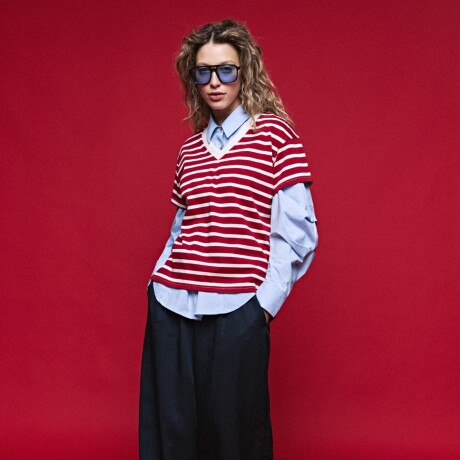 REMERA MAIKA Rojo