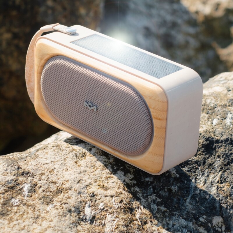 Parlante ROOTS SOLAR (Bluetooth) Cream