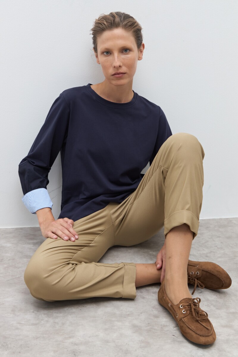 Remera con puños rayados - azul marino 