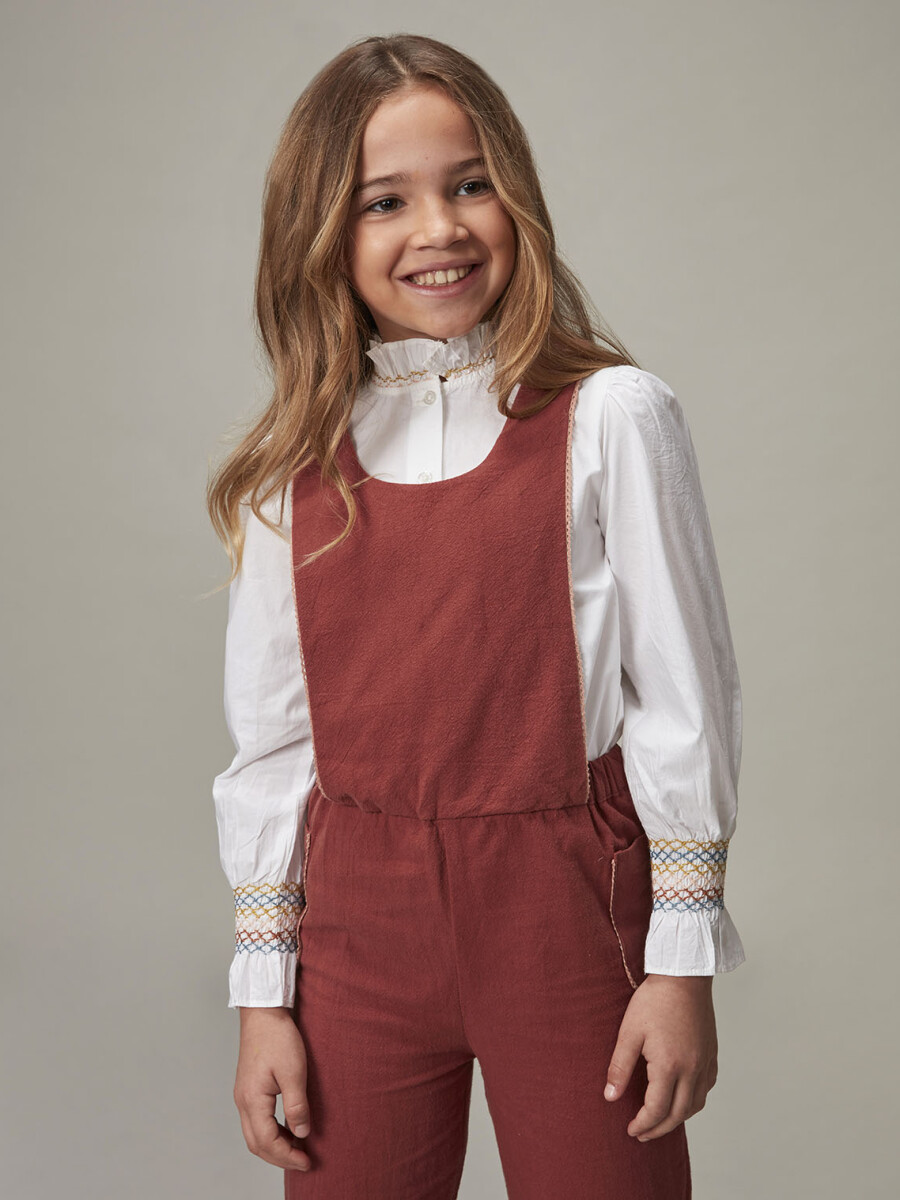 Blusa Con Smock Crudo