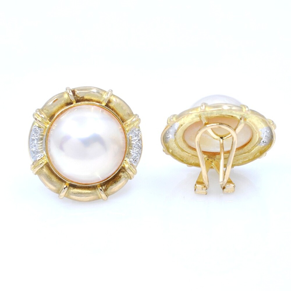Caravanas clips en oro 14k con perlas mabe y brillantes Caravanas clips en oro 14k con perlas mabe y brillantes