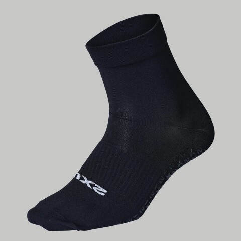 Performance Crew Grip Sock - Unisex Black/white