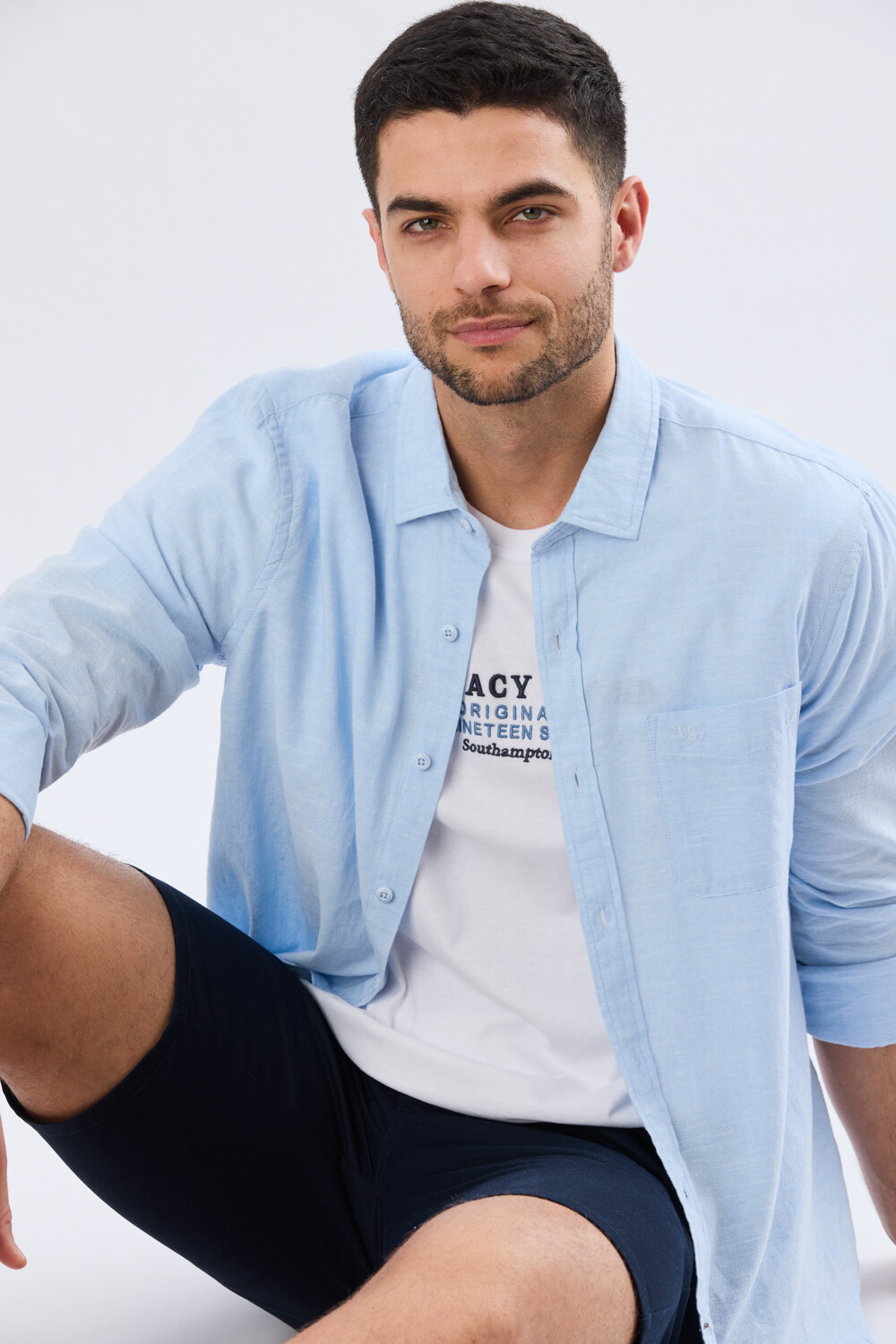 CAMISA LISA DE LINO Celeste