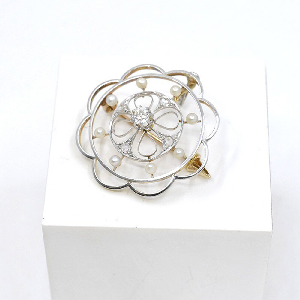 Colgante/ Prendedor en Oro 18 K Brillante, Diamantes Y Perlas De Cultivo Colgante/ Prendedor en Oro 18 K Brillante, Diamantes Y Perlas De Cultivo
