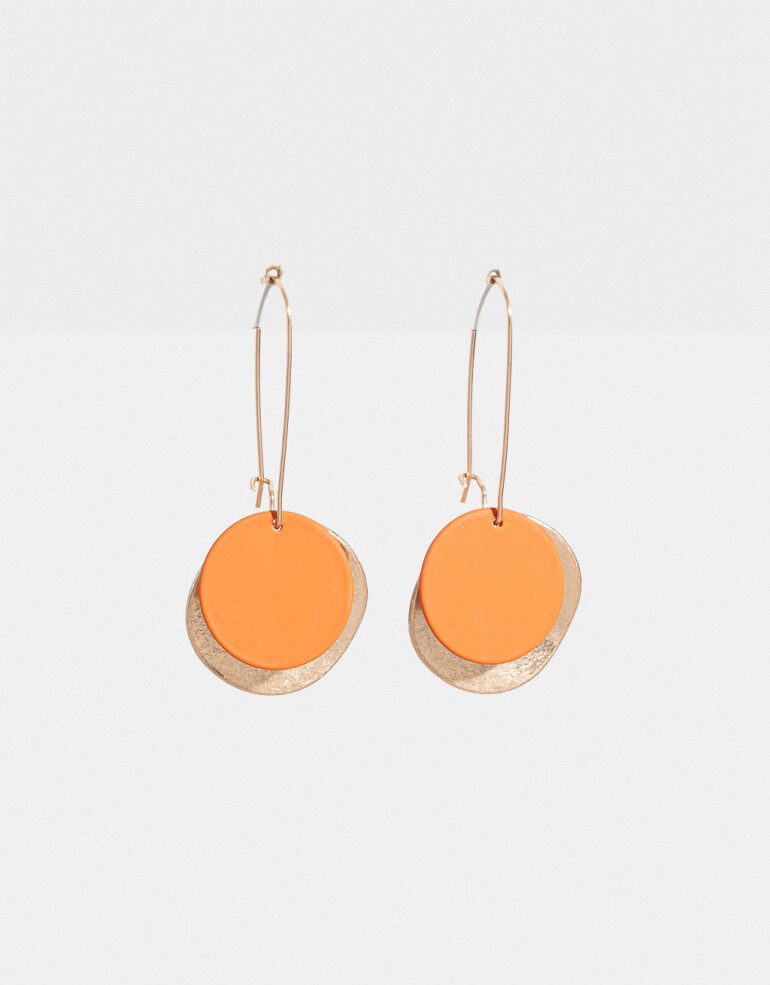 Aros Colgantes Cortos Color Aros Con Chapón - Dorado Oro Cepillado Mate