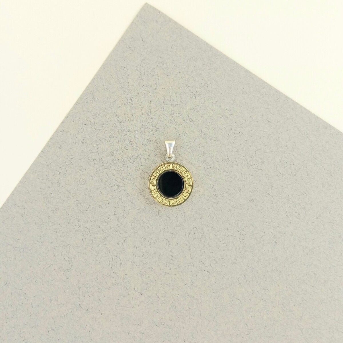 Colgante de Plata y Doublé en Oro 18 kt con Ónix - Negro 