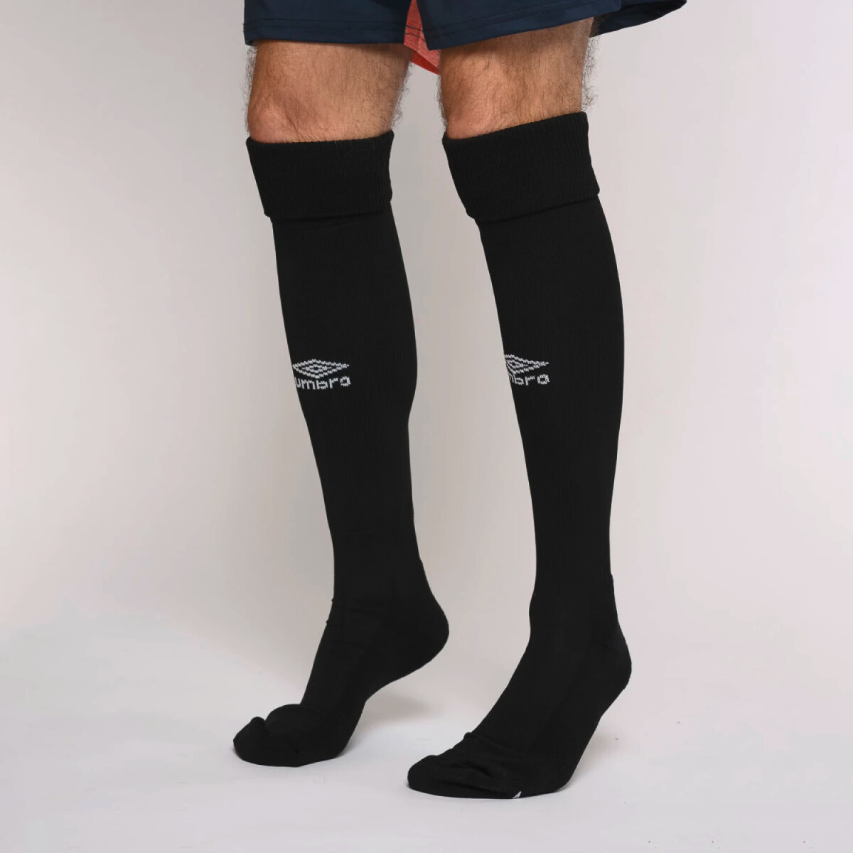 Medias Umbro Classic Unisex - Negro 