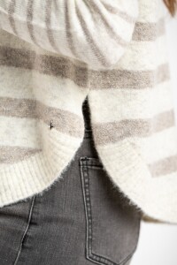 Sweater Rayado Nácar
