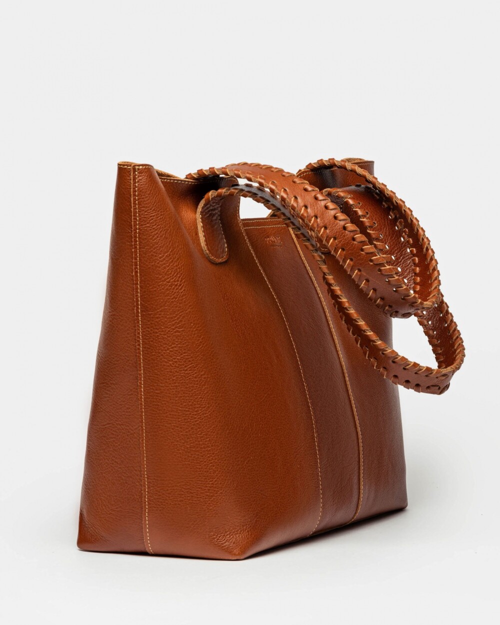 Shopper The Braided en cuero vegetal liso Cuoio