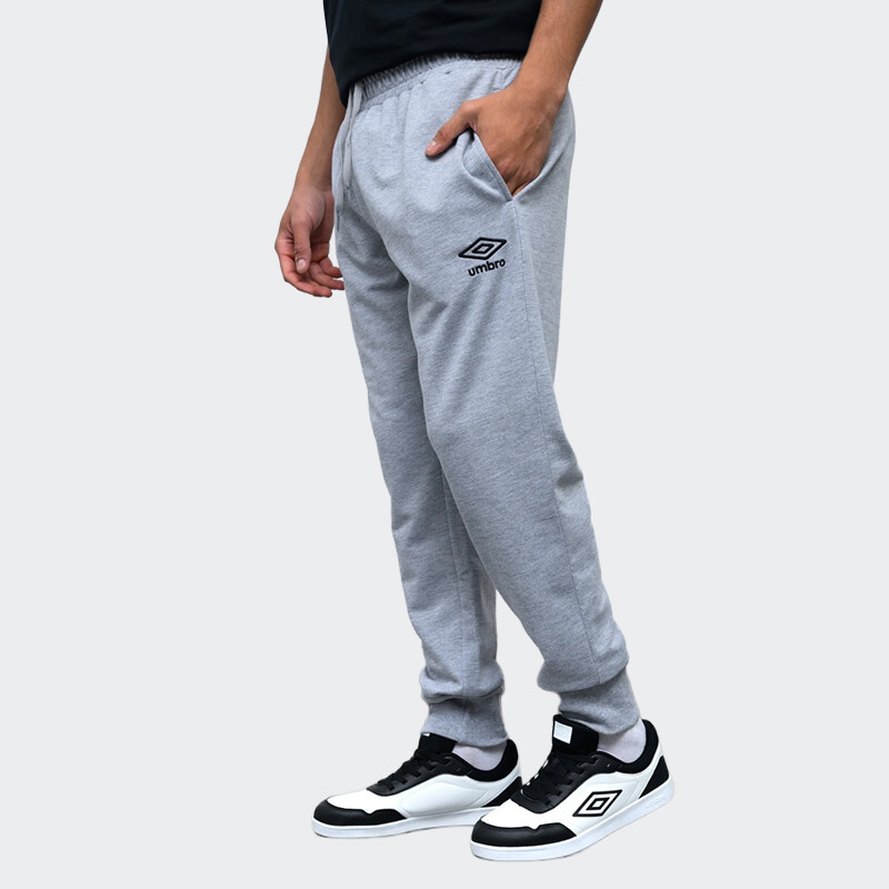 Pantalón Umbro Basic Gris