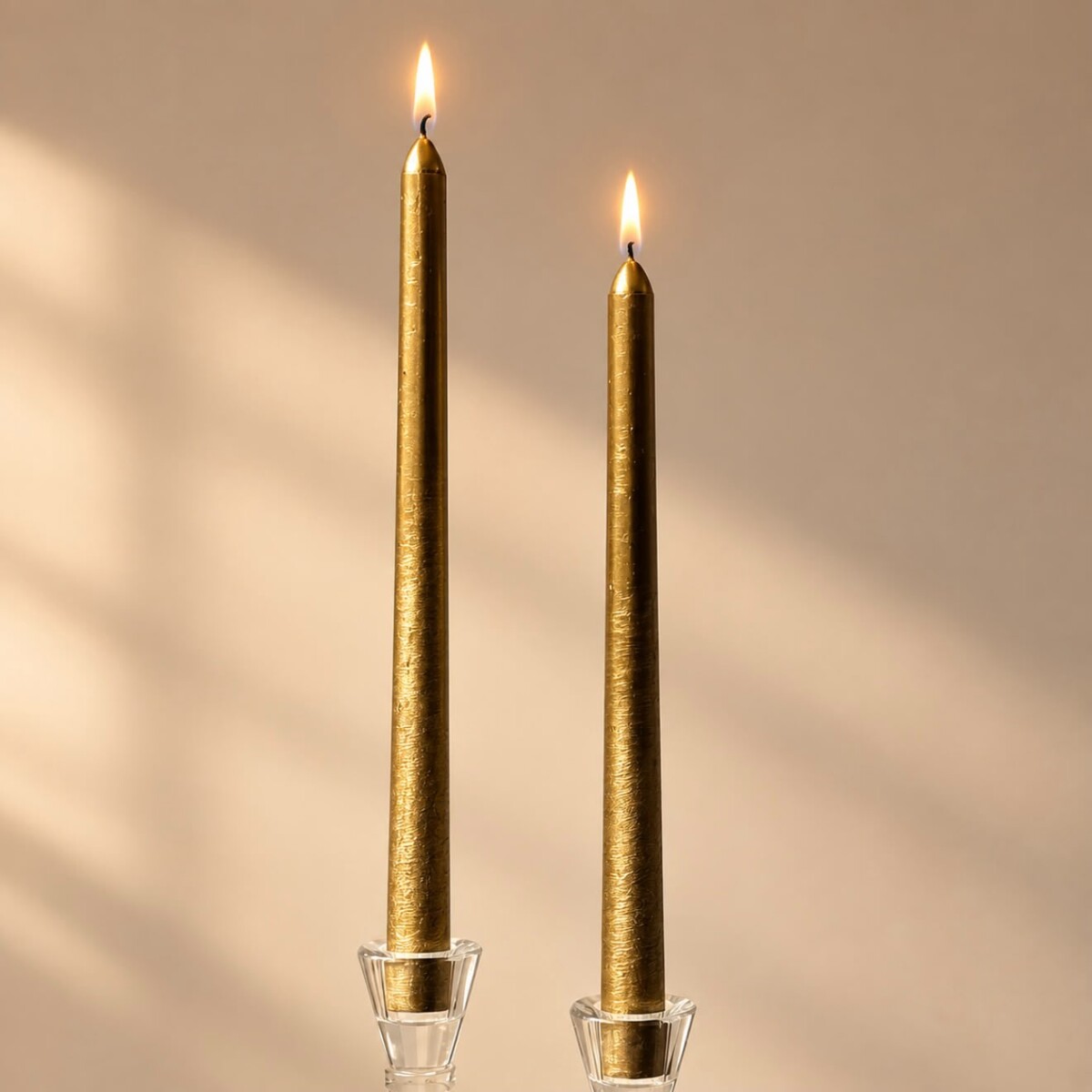 Vela Cónica Decorativa Metalizada Dorada x4 Unidades - 25 cm 