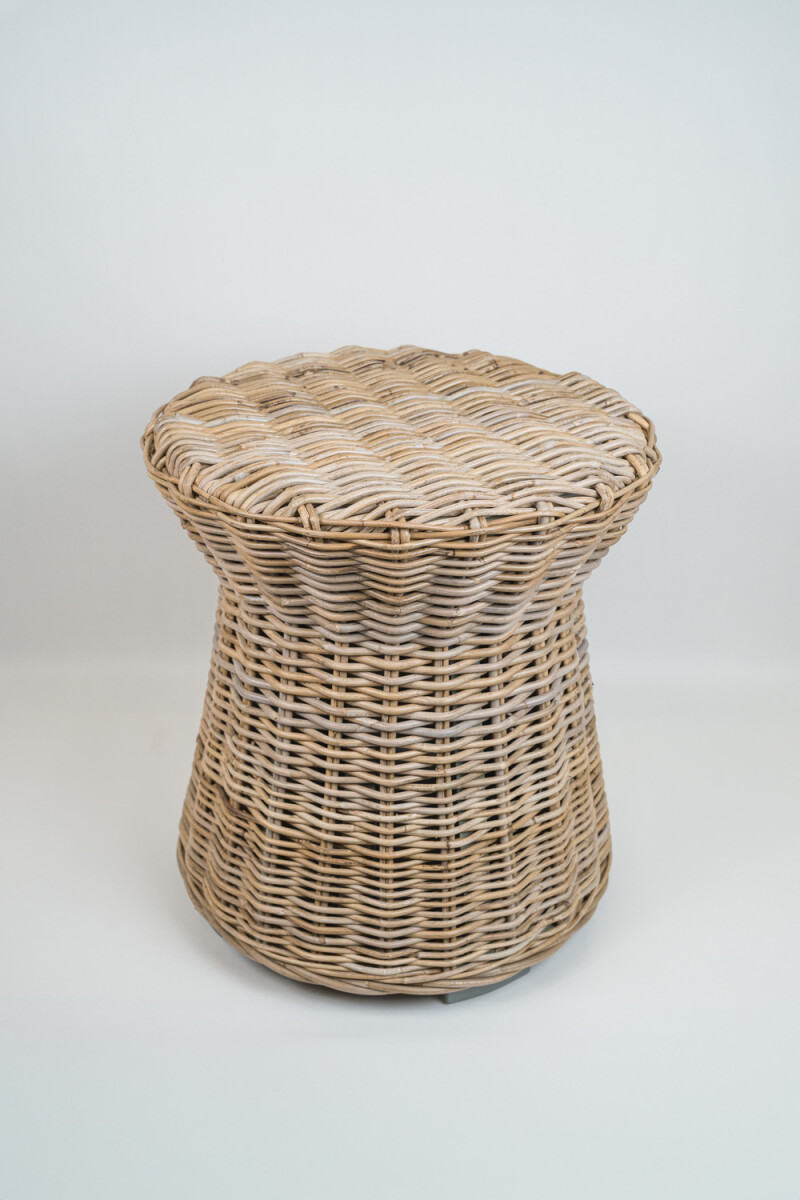 Mesa Lateral Paragon Mungur Kuwu - Color Unico 