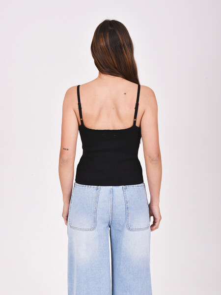 MUSCULOSA ROSAS NEGRO