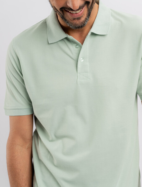 Remera m/c lisa verde