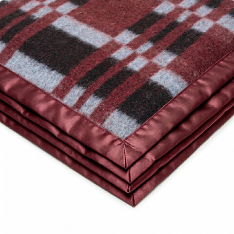 Manta Frazada Jackard Abrigada 2 Plazas Texturizada de Invierno 200 x 210 cm - Vino Escocés Manta Frazada Jackard Abrigada 2 Plazas Texturizada de Invierno 200 x 210 cm - Vino Escocés