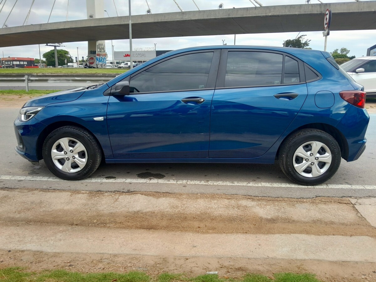 Chevrolet Onix LS 1.0 Extra Full | Permuta / Financia Chevrolet Onix LS 1.0 Extra Full | Permuta / Financia