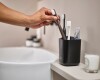 Organizador para Cepillos de Dientes Joseph Joseph EasyStore™ Negro Mate - PREVENTA Organizador para Cepillos de Dientes Joseph Joseph EasyStore™ Negro Mate - PREVENTA