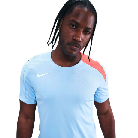 Remera Nike Strike de Hombre azul