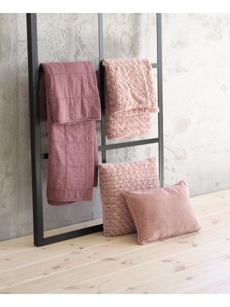 Almohadón KONGSSPIR 45x45 pelo rosa Almohadón KONGSSPIR 45x45 pelo rosa