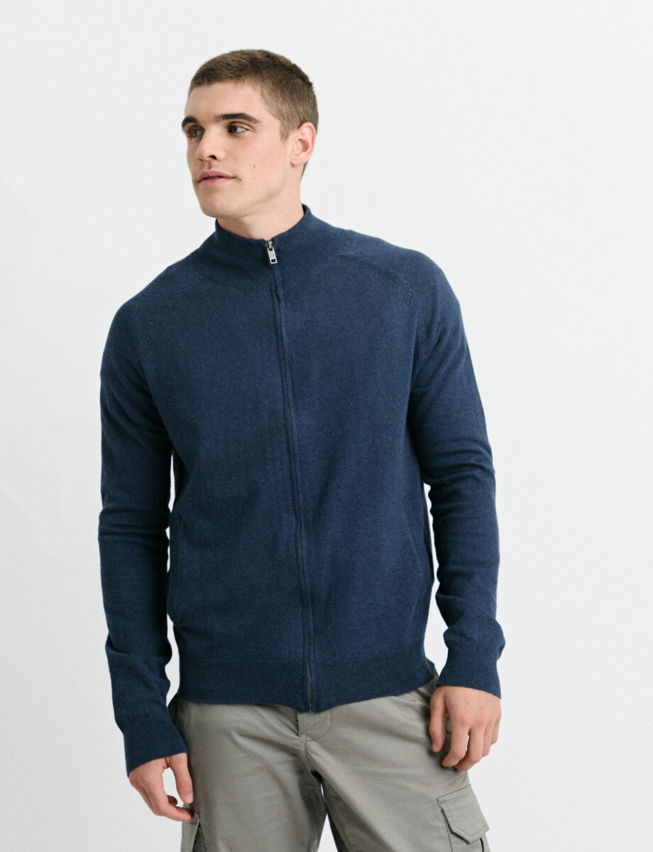470981 CARDIGAN HARRINGTON LABEL Azul Piedra