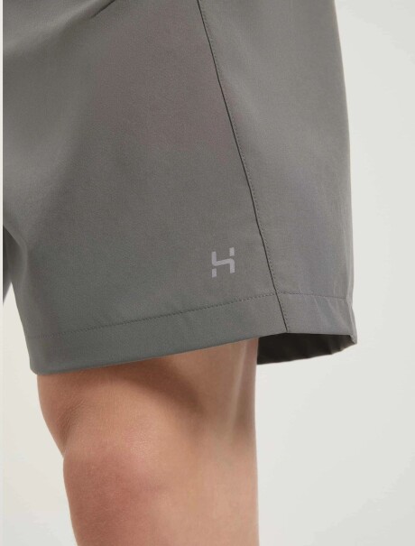 BERMUDA SPORT CON BOLSILLOS GRIS