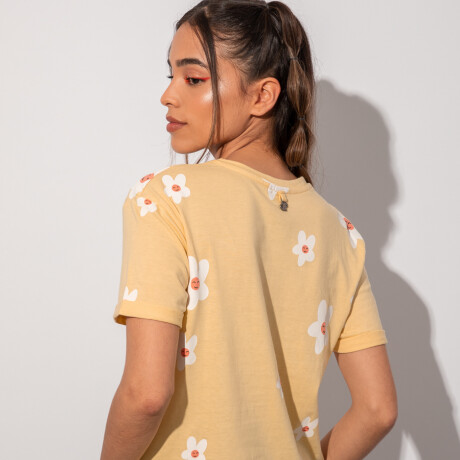 REMERA BALANCE Amarillo