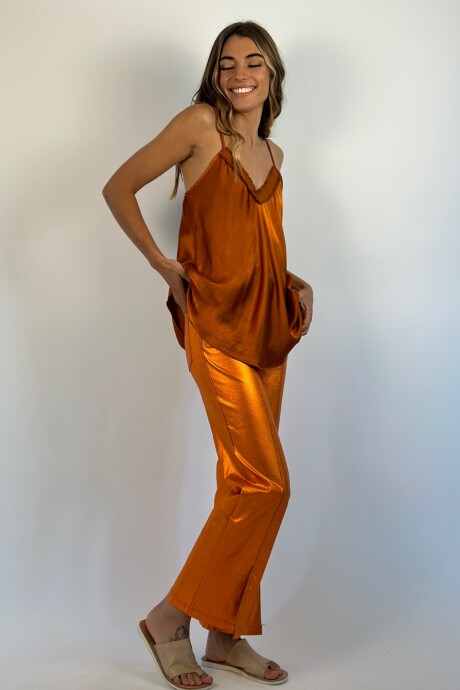 PANTALON METALIZADO AMARANTO Naranja