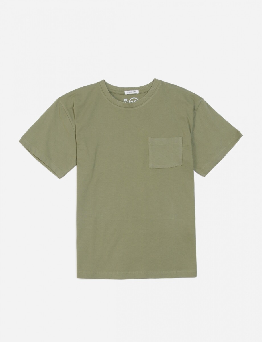 Remera con bolsillo - Verde 