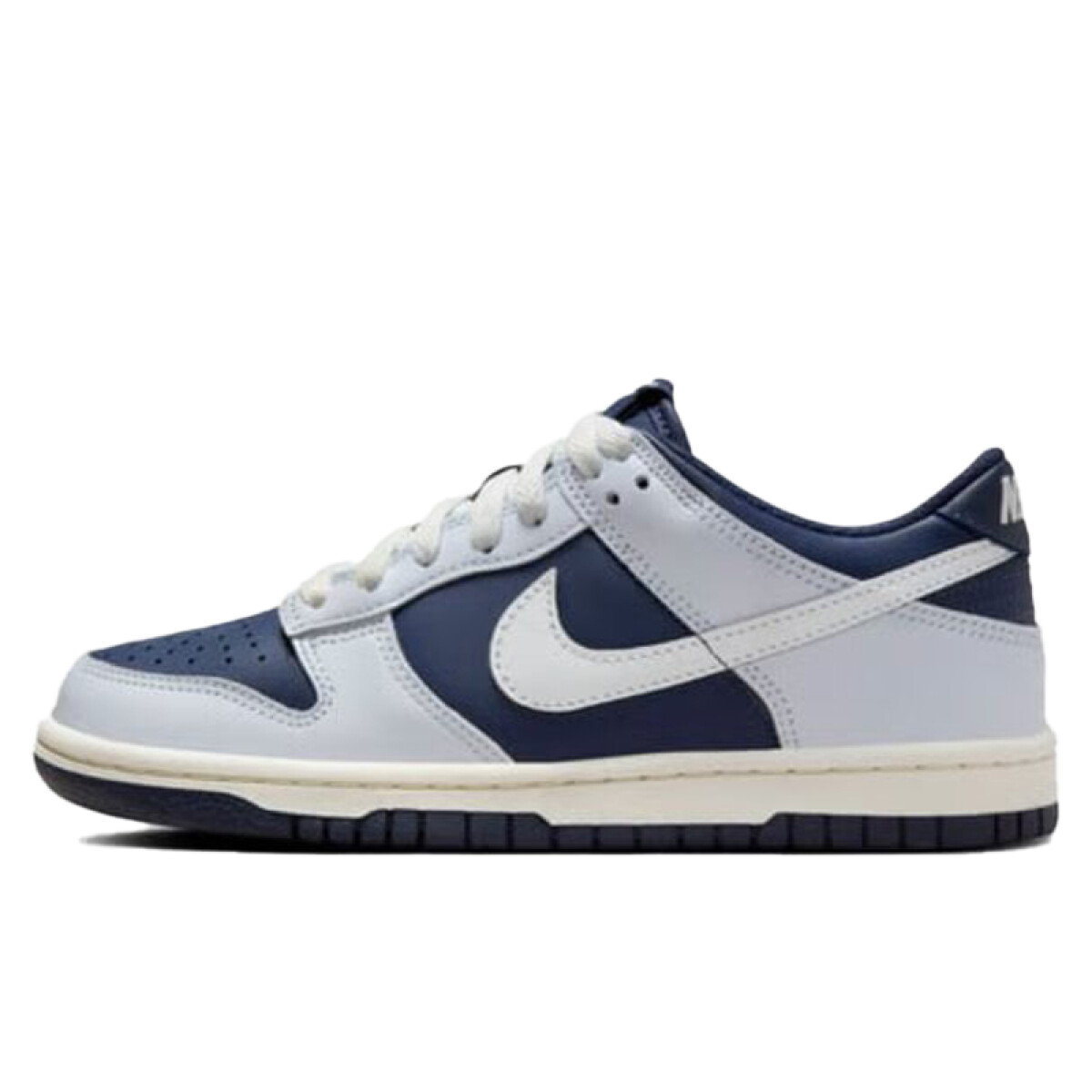 NIKE DUNK LOW BG 