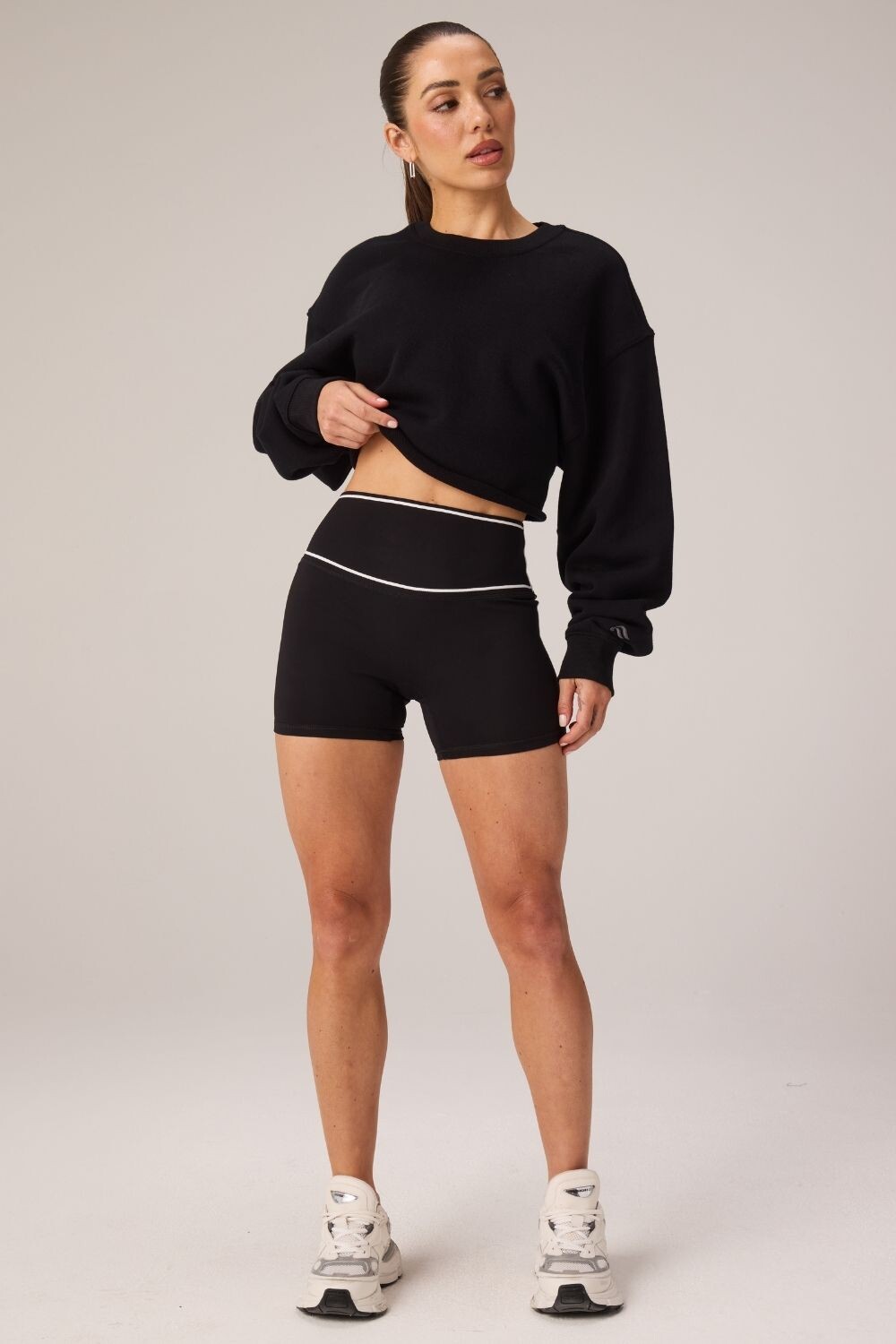 Polera Heavy Terry Cropped Pullover Mujer Black