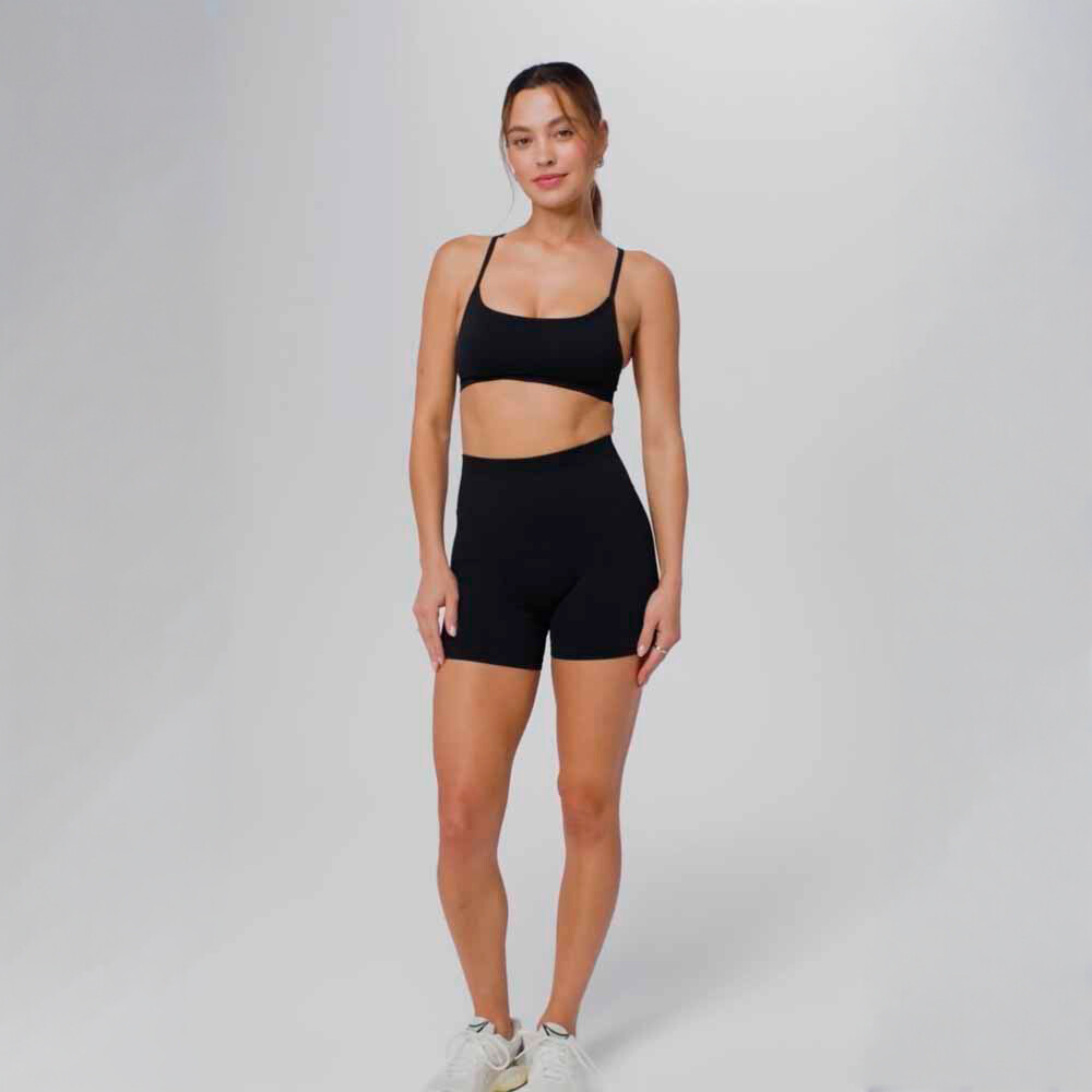 Short Seamless Scrunch Short 4 Mujer Black/classic White Fabletics