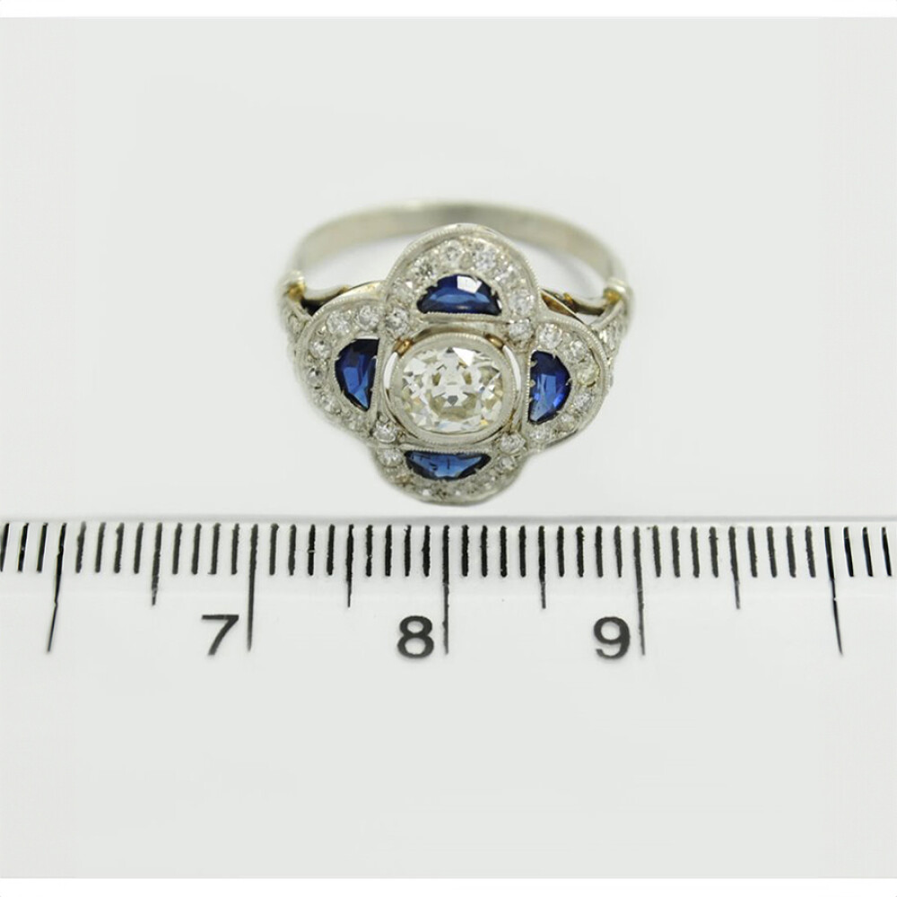 Anillo Platino Con Brillantes Y Zafiros Sintéticos Anillo Platino Con Brillantes Y Zafiros Sintéticos