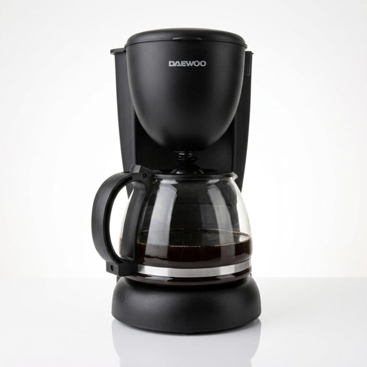 Cafetera de filtro Daewoo | 1,25 Lts. | Antigoteo | Colo negro 