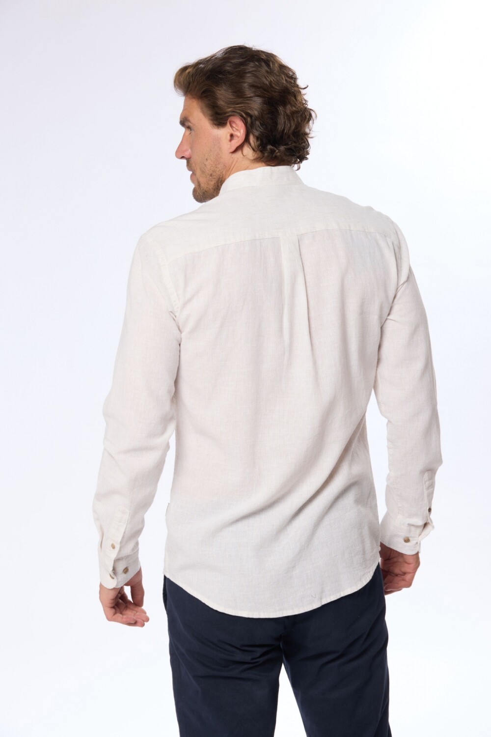 CAMISA DE LINO CUELLO MAO Beige