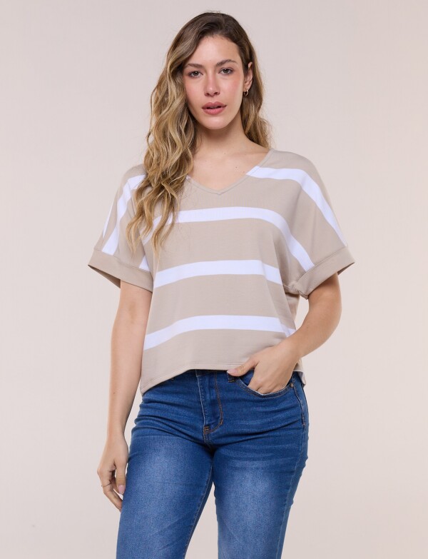 Remera Marinera Escote V BEIGE