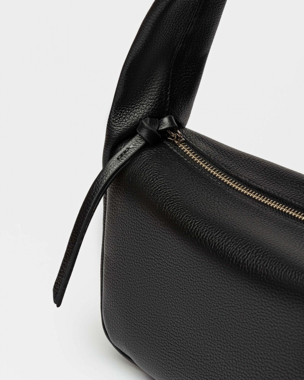Cartera al hombro Nicky en cuero graneado Negro
