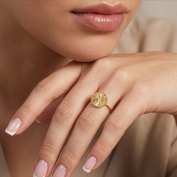 Anillo Solara de oro amarillo 18k. Anillo Solara de oro amarillo 18k.